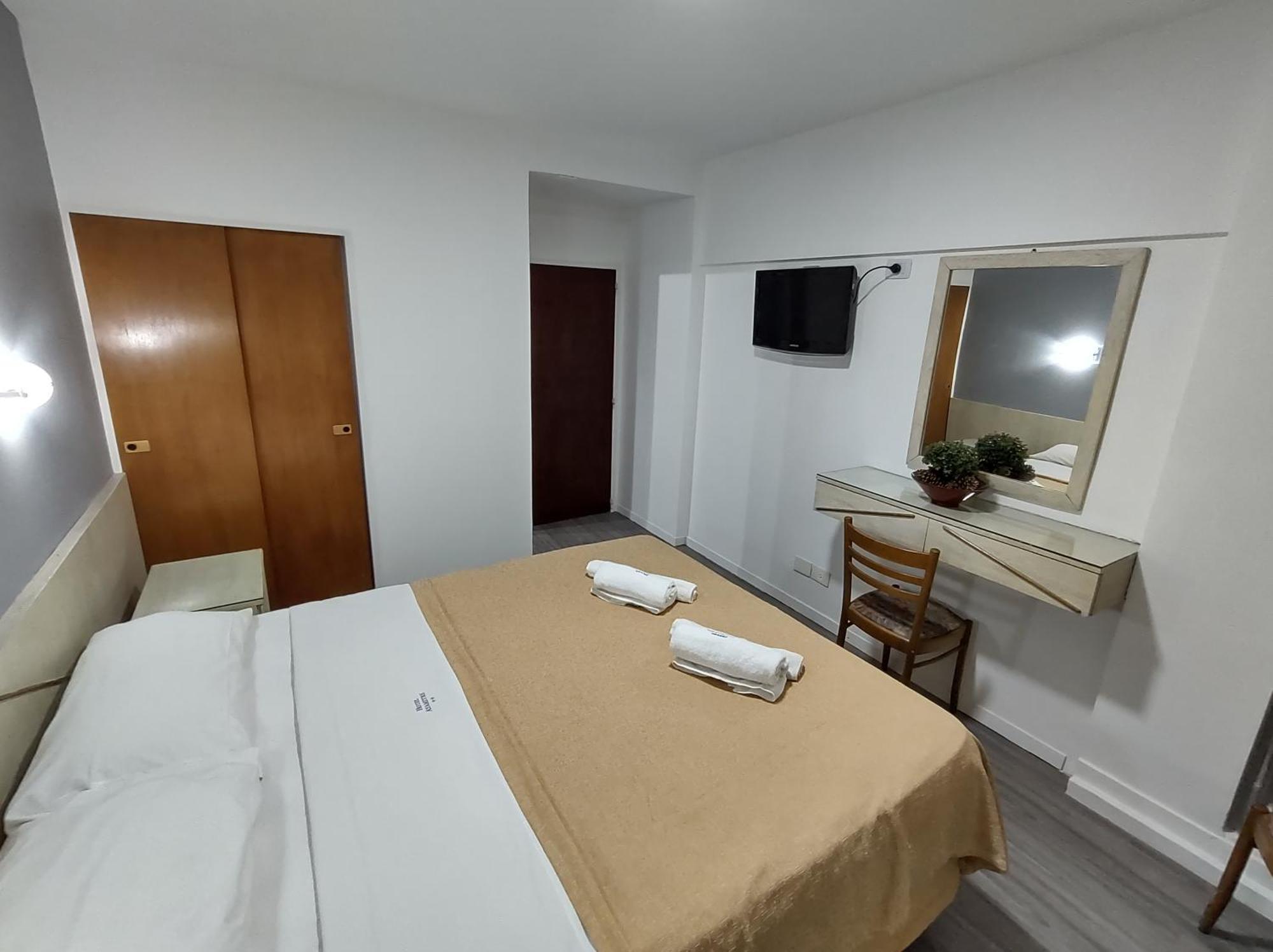 בואנוס איירס Adm Ayamitre Hotel מראה חיצוני תמונה